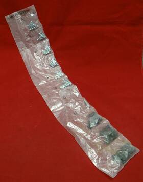 9900-000139 Chief Universal Hardware Bag Sections A-f And I-k
