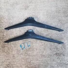43r6e1 Hisense Tv Stand Legs With Screws