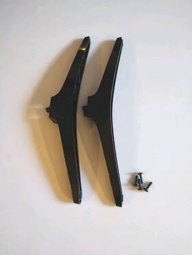 Ns-43d420na20 Insignia 81302-04339 Stand/legs With Screws / 81302-04340