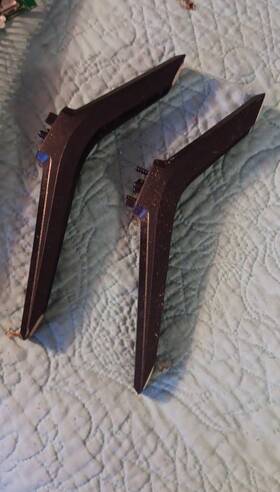 P34t377601201a Insignia Tv Stand/ Legs Feet For 32 Inch Ns-32f201na23