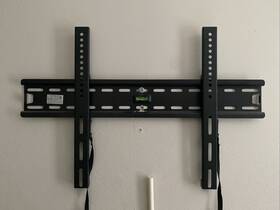 100010103 Onn Onn. Fixed Tv Wall Mount For Tvs 32 Inch To 86 Holds Upto 120 Lbs