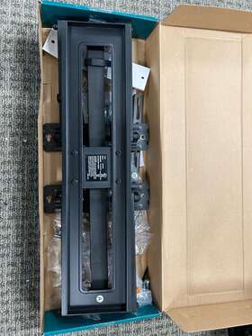 100070759 Onn. Corner Full Motion Tv Mount 37 Inch -70