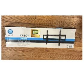 Onn. Ona18tm060 Onn. Tilting Tv Wall Mount 47-80 In 120 Lb Vesa 600x400 Black