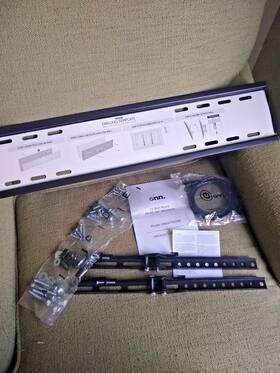 Ona21tm013e Onn Tilting Tv Wall Mount For 24-84 Inch - 132 Lbs. Max Hdmi Cable Included