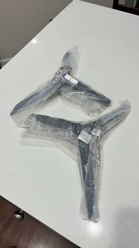 A-bn96-50864j Samsung A-bn96-50864j/bn96-50865f Bn96-50864j/bn96-50865f Tv Stand Base Cu7000 Legs