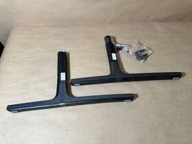 Bn63-18023a Samsung 65ru800 Tv Legs With Screws