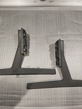 Bn63-21124x010 Samsung Bn6321124x010 Tv Cover Stand Legs - A450