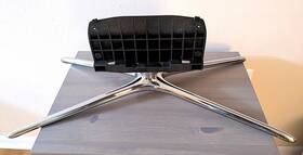 Samsung Bn9530032bg5t00749c Oem Chrome Tv Stand Base Quad Leg With Guide