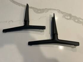 Qn65q60aafxzc Samsung Bn96-52638b 2 65 Inch Tv Qn65q60aafxza Stand Legs Bn96-52638b/bn63-19173x