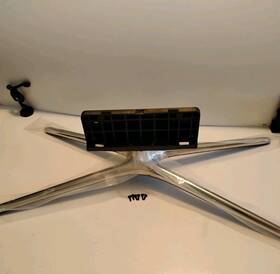 Bn9625548bg8f03557t Samsung Oem Tv Stand Base 46 Inch / 55 Quad Leg Bn9625548 With Screws - New
