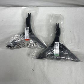 Bn96-50113c Samsung Qn32q60 Oem 32 Inch Tv Legs Bn96-50114d Stand Base Screws