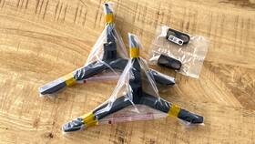 Kd-50x77l Sony 504478001 New Tv Stand Pair Legs Base And 504675301 Cable Clips Oem