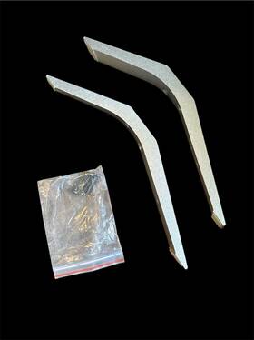 68-50f38r-0aq Tcl 68-50f38l-0aq Tv Stand Feet Pair Screws And Cast Aluminum Silver