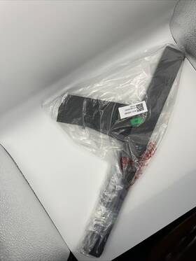 98qm6k Tcl Brand New Original Tv Stand Pair Legs Base Still Wrapped