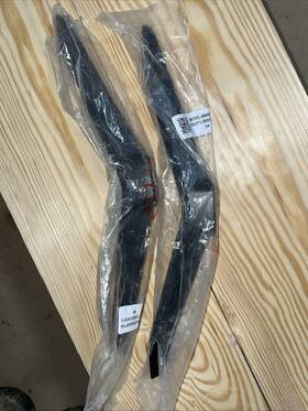 A-40105-000503 Tcl 40105-000503 Tv Stand/legs For 65s41r - New