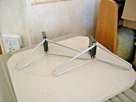 M65-e0 Vizio 171210000271 Tv Stand Base Legs 171210000281 Left And Right