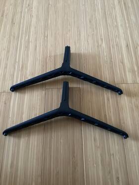 X20t8211011 Vizio Metal Tv Stands/ Legs. E65-e1. No Screws