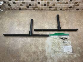 P75q9-j01 Vizio X37t8489 Tv Stand Legs With Screws