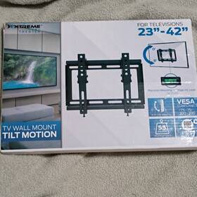 Xt-xtm-22516 Xtreme Tilting Tv Wall Mount For 23-42 In Tvs 55 Lbs Vesa Black
