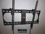 Vevor Wall Mount For 37-70 In. Tvs Tilt Brackets Holds 132 Lbs.. Fixed Price $22.45.