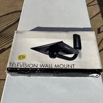 Vantage Point W13-B Tv Wall Mount -17 Small Monitor. Fixed Price $14.00.