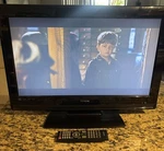 Hitachi L26D204 Lcd Hdtv Dvd Combo Flatscreen W/ Remote - Retro Gaming Tested. Fixed Price $85.50.