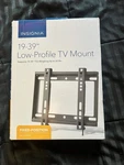 Insignia Low Profile Fixed Mount 19-39" Vesa Up To 35 Lbs Ns-htvmfab Black. Fixed Price $20.00.