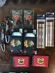 Nhl Chicago Blackhawks - Ultimate Fan Kit Nwt. Fixed Price $30.00.