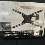 Craig Adjustable Tv Wall Mount With Swivel And Tilting 17 -60. Fixed Price $20.00.
